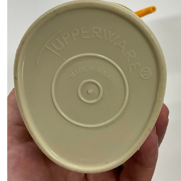 Vintage Tupperware Yellow Mustard Condiments Pump Dispenser - Picture 5 of 6